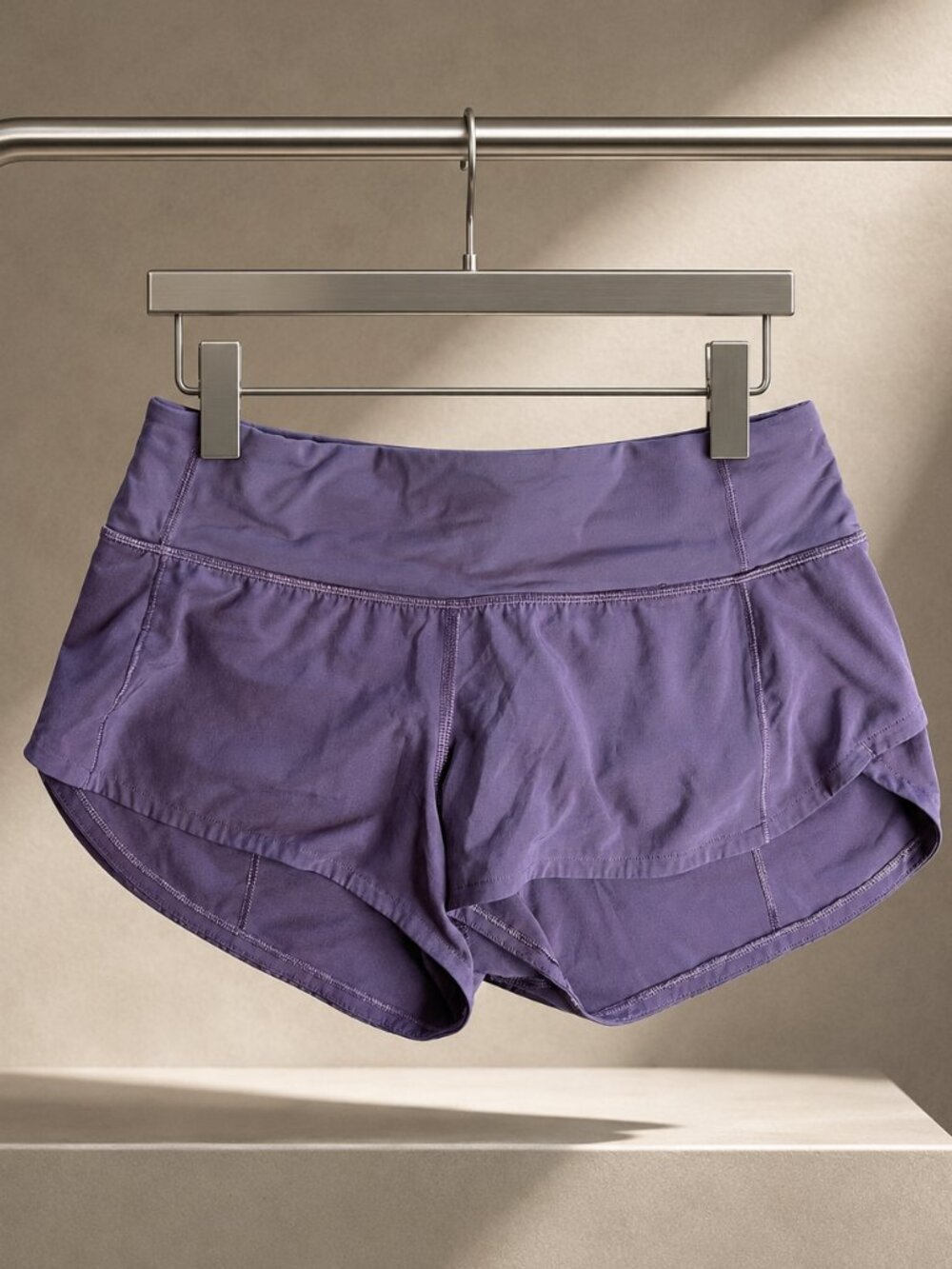 Lululemon Speed Up Shorts Womens Size 2 Dusty Purple Lined 2.5" Running Zip Pkt